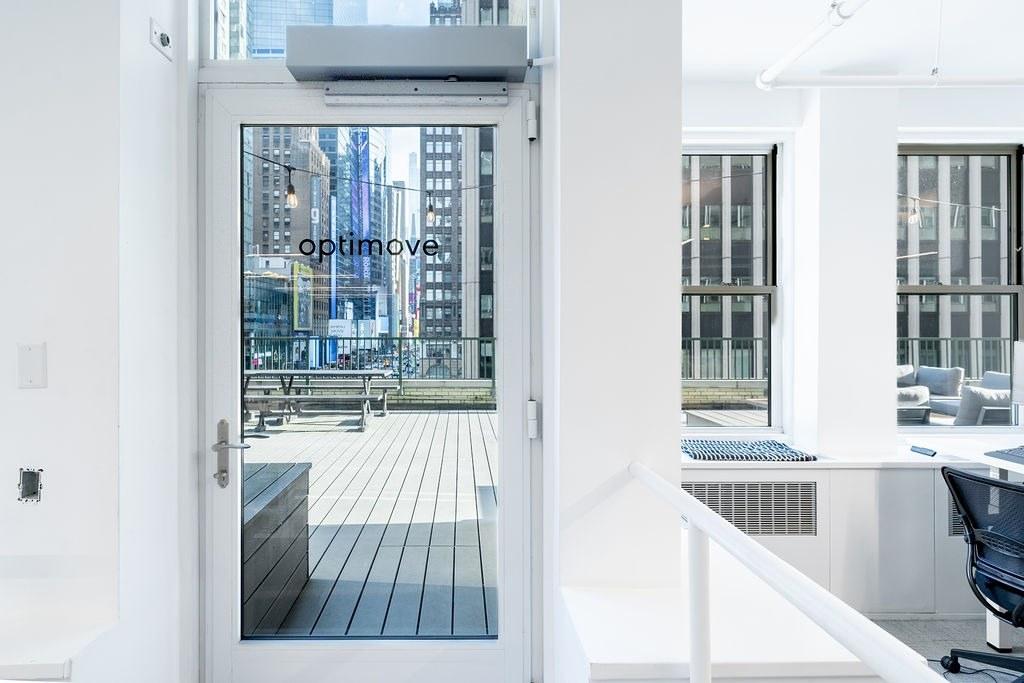 Optimove office, Bryant Park