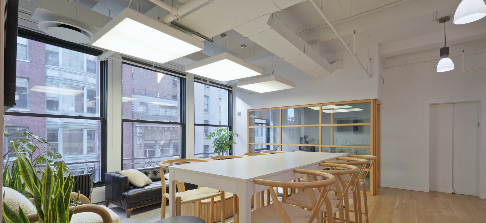 Authentic office, Flatiron