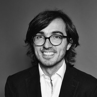 Efe Cakarel