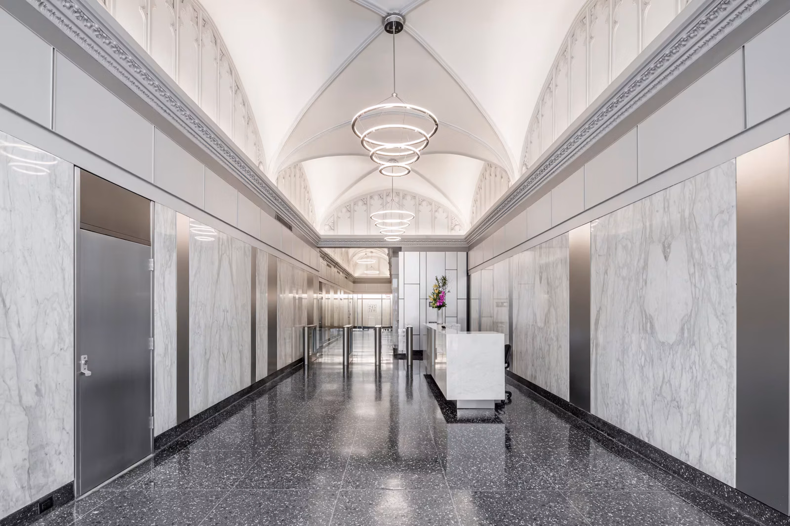 245 Fifth Avenue building
