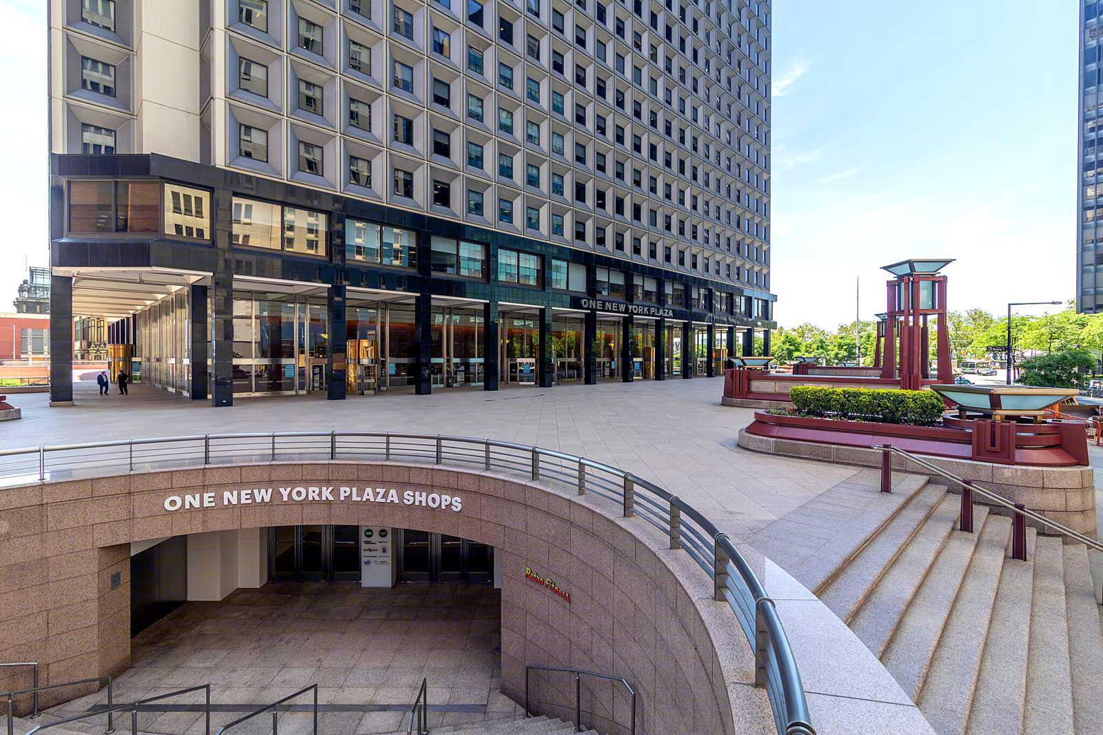 1 New York Plaza building