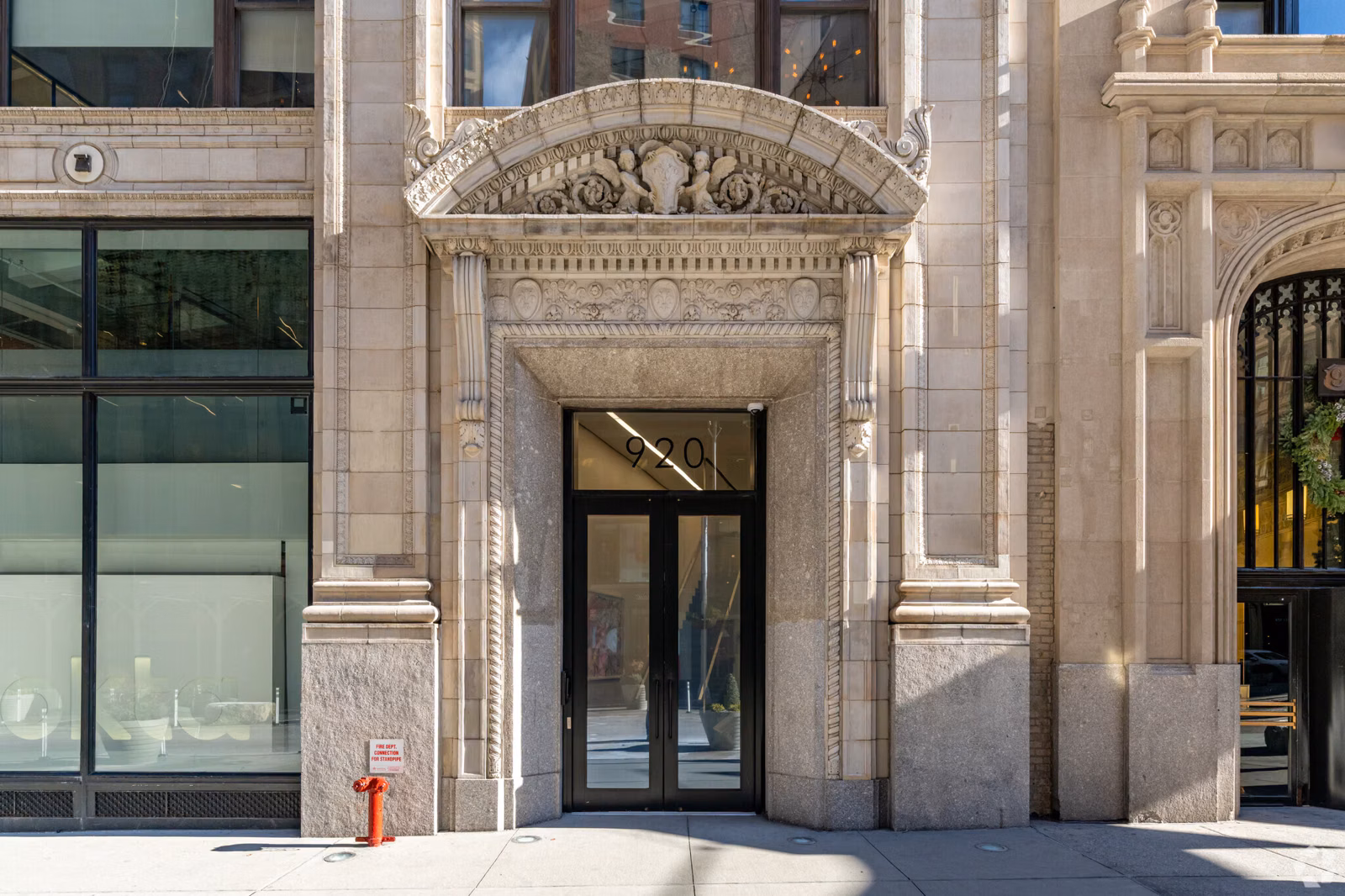 920 Broadway building