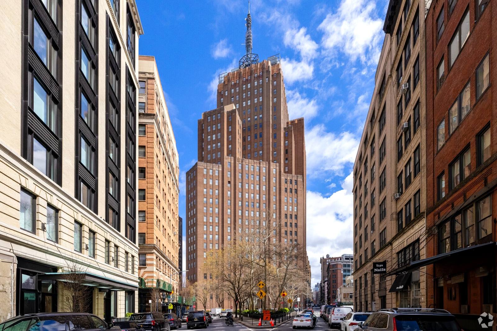 32 Avenue of the Americas building