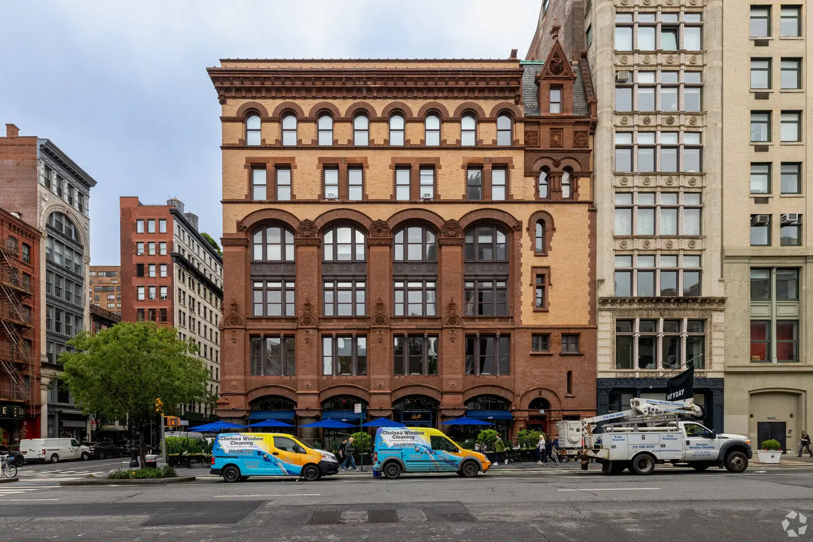 380 Lafayette Street building