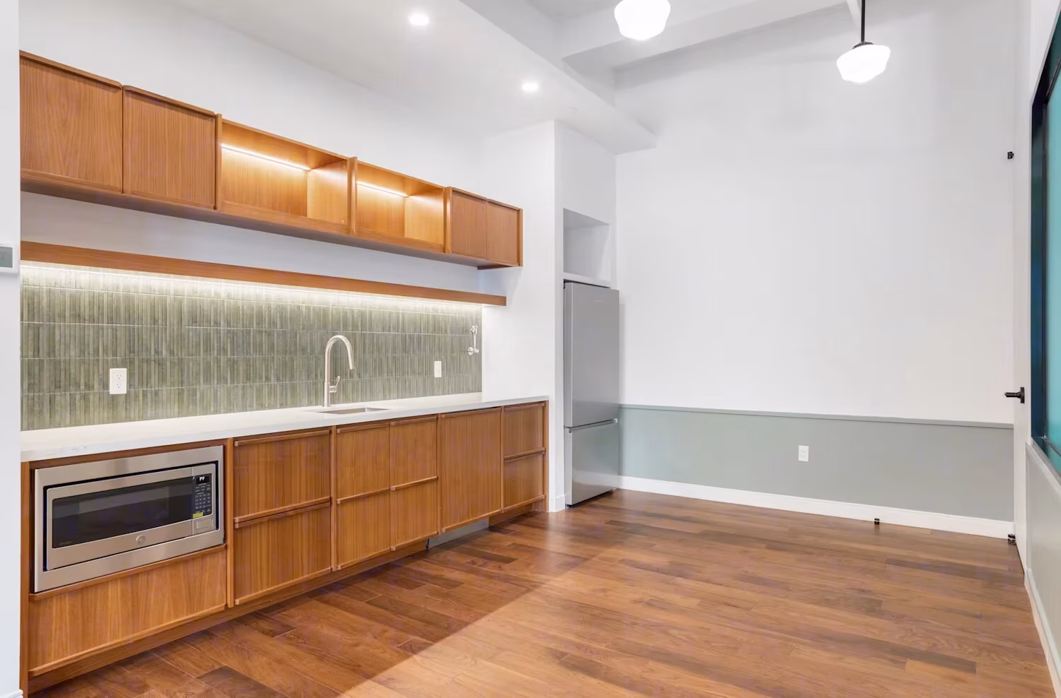 381 Park Avenue South, Partial 6th floor, Suite 621, photo 4